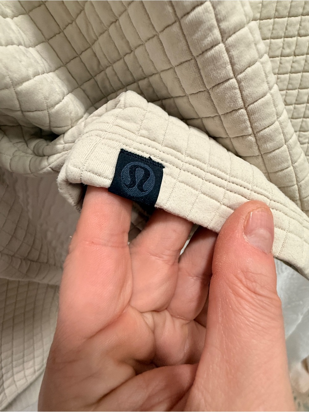 Lululemon RARE Lab Textured Grid Cropped Pullover Size Small 🔥 - Picture 5 of 6